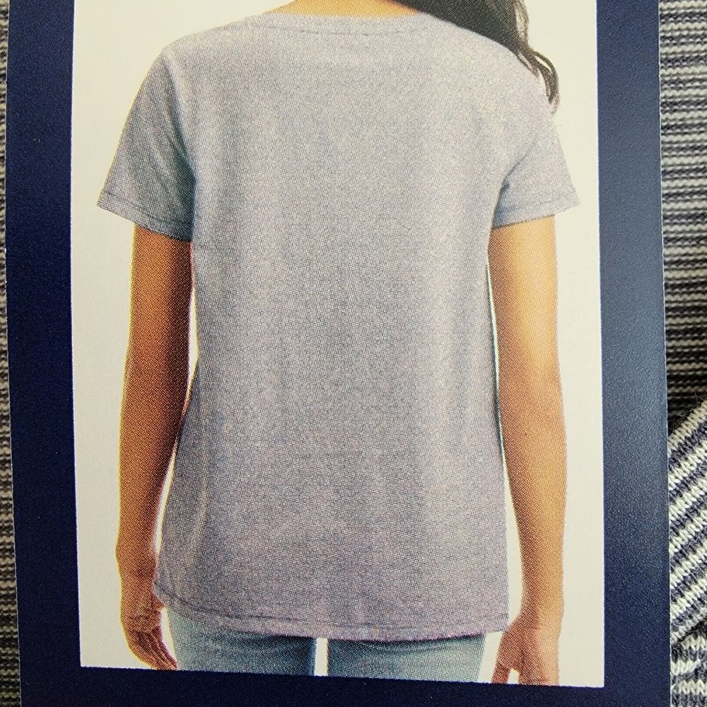 Splendid Ladies Short Sleeve V Neck Shirt Blue Stripes NWT - Picture 3 of 4